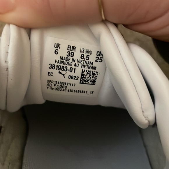 Puma Mayze Platform Sneakers worn 2x - Picture 2 of 6